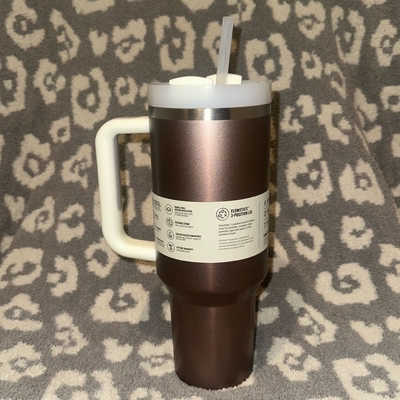 New Stanley 40oz “The FlowState” Quencher H20 Tumbler in 😍Rose Quartz Glow 2 😍 - Picture 4 of 17